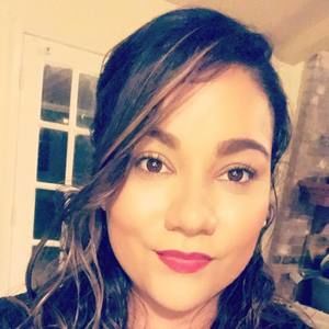 Meet your Posher, Mirella